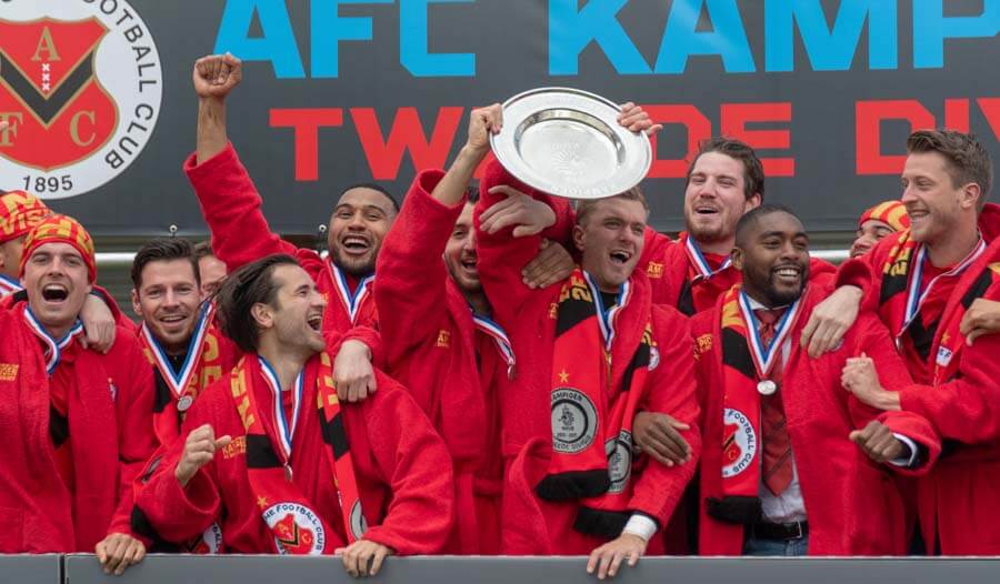 afc met kampioensschaal
