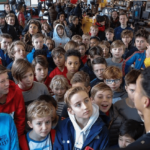 Eventmanager legt de regels uit van het FIFA toernooi