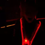 Jongen aan het juichen tijdens LED voetbal