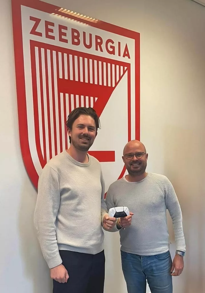 Wesley en Huub tijdens de lancering van de esportswall