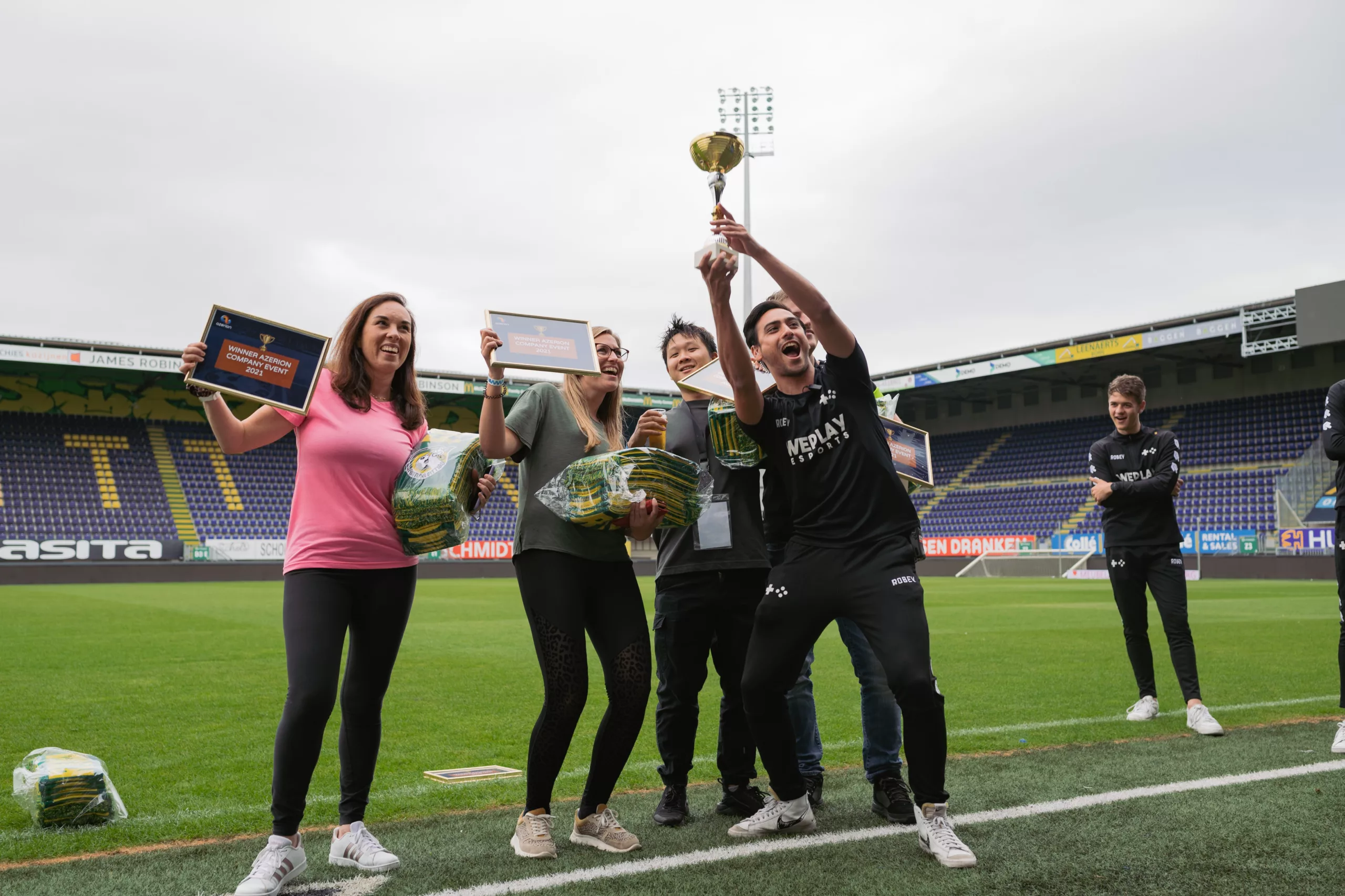 Zo garanderen we jou een ontzorgd bedrijfsfeest