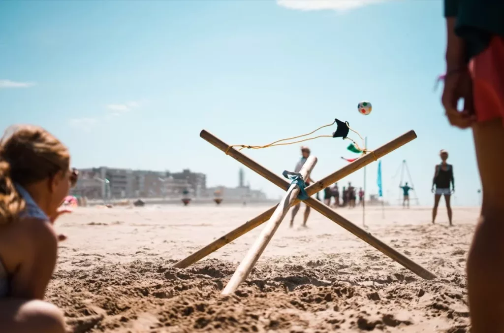 Een van de teambuilding ideeën is Expeditie Robinson katapult schieten