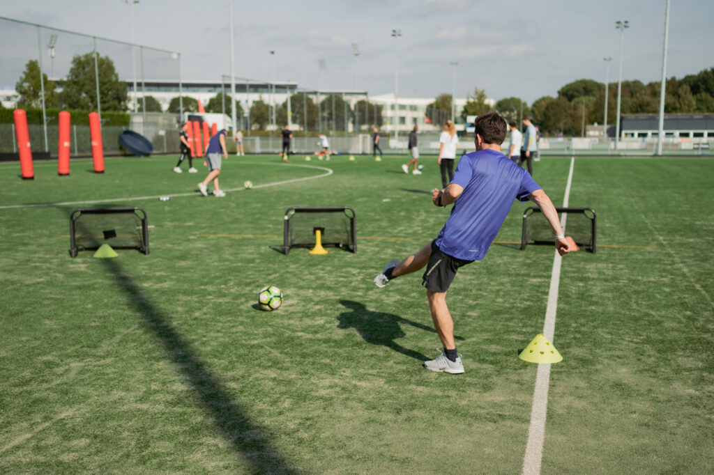 Azerion sportieve teambuilding activiteiten FIFA skillgames